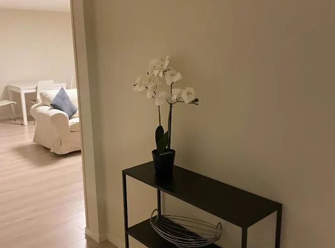 Гостевой дом Rom # 2 Appartmenthotell Adress Isabels Vei 16 Осло